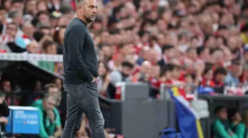 فليك بعد انتهاء الدوري الإسباني: لا أملك معلومات حول مستقبل لاعب برشلونة