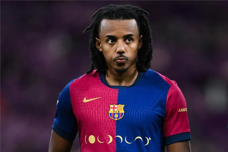فليك يُغضب كوندي ولابورتا يتعرض للإهانة.. كواليس مثيرة في ليلة إقصاء برشلونة من دوري أبطال أوروبا