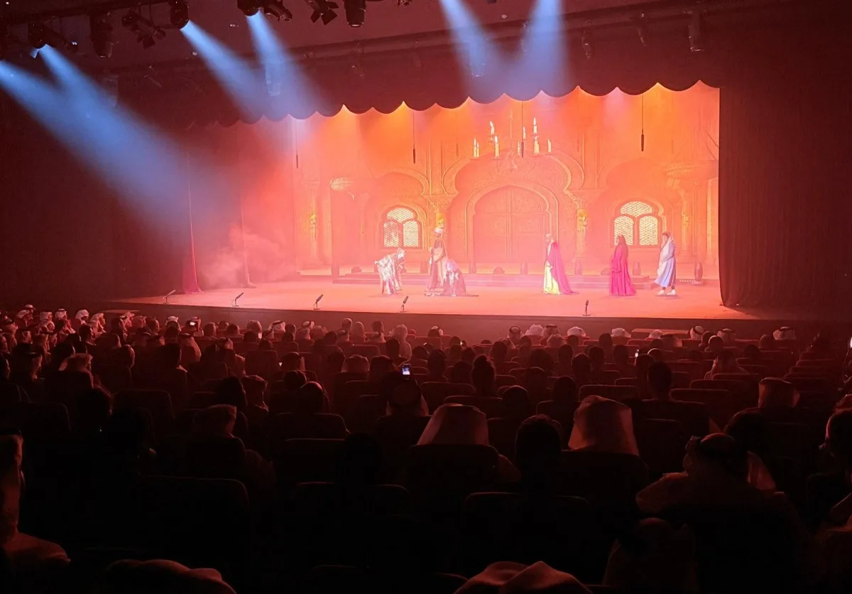 فنانون يؤكدون أن مهرجان الدوحة المسرحي ساهم بشكل كبير في أغناء الساحة الثقافية وتعزيز النشاط الفني. فنانون يؤكدون أن مهرجان الدوحة المسرحي ساهم بشكل كبير في أغناء الساحة الثقافية وتعزيز النشاط الفني.