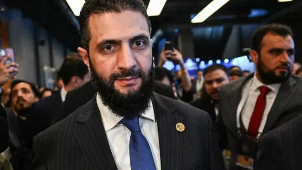 في أول زيارة إلى دول أوروبية.. الشرع يحل ضيفًا على ماكرون
