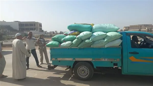 في إطار استراتيجية الدولة لضمان الأمن الغذائي.. البحيرة تزود السوق بأكثر من 261 ألف طن من القمح حتى الآن. في إطار استراتيجية الدولة لضمان الأمن الغذائي.. البحيرة تزود السوق بأكثر من 261 ألف طن من القمح حتى الآن.