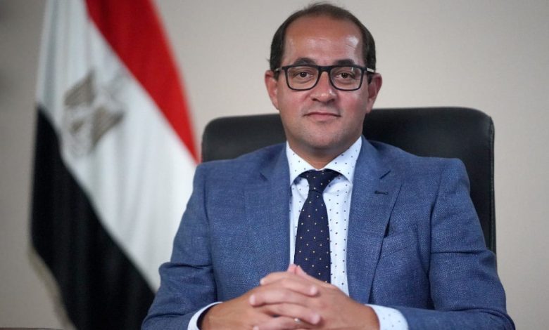في جولات ميدانية.. وزير المالية يتحاور مع الممولين والموظفين بالمراكز والمأموريات الضريبية