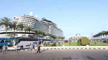 في طريقها إلى اليونان.. السفينة السياحية “Ms Norwegian Viva” تغادر ميناء الإسكندرية