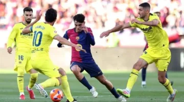 فياريال يحقق فوزًا كبيرًا على برشلونة بثلاثة أهداف في دوري الأبطال.