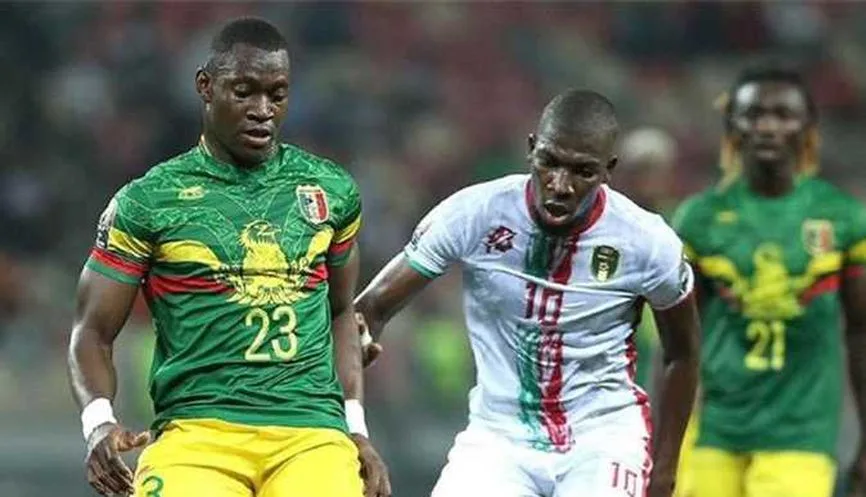 فيديو.. أزمة ديانج قبل انطلاق كأس العالم للأندية فيديو.. أزمة ديانج قبل انطلاق كأس العالم للأندية