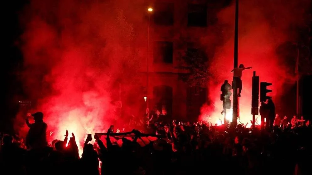فيديو – اعتقال 47 شخصا بعد فوضى نصف نهائي دوري أبطال أوروبا