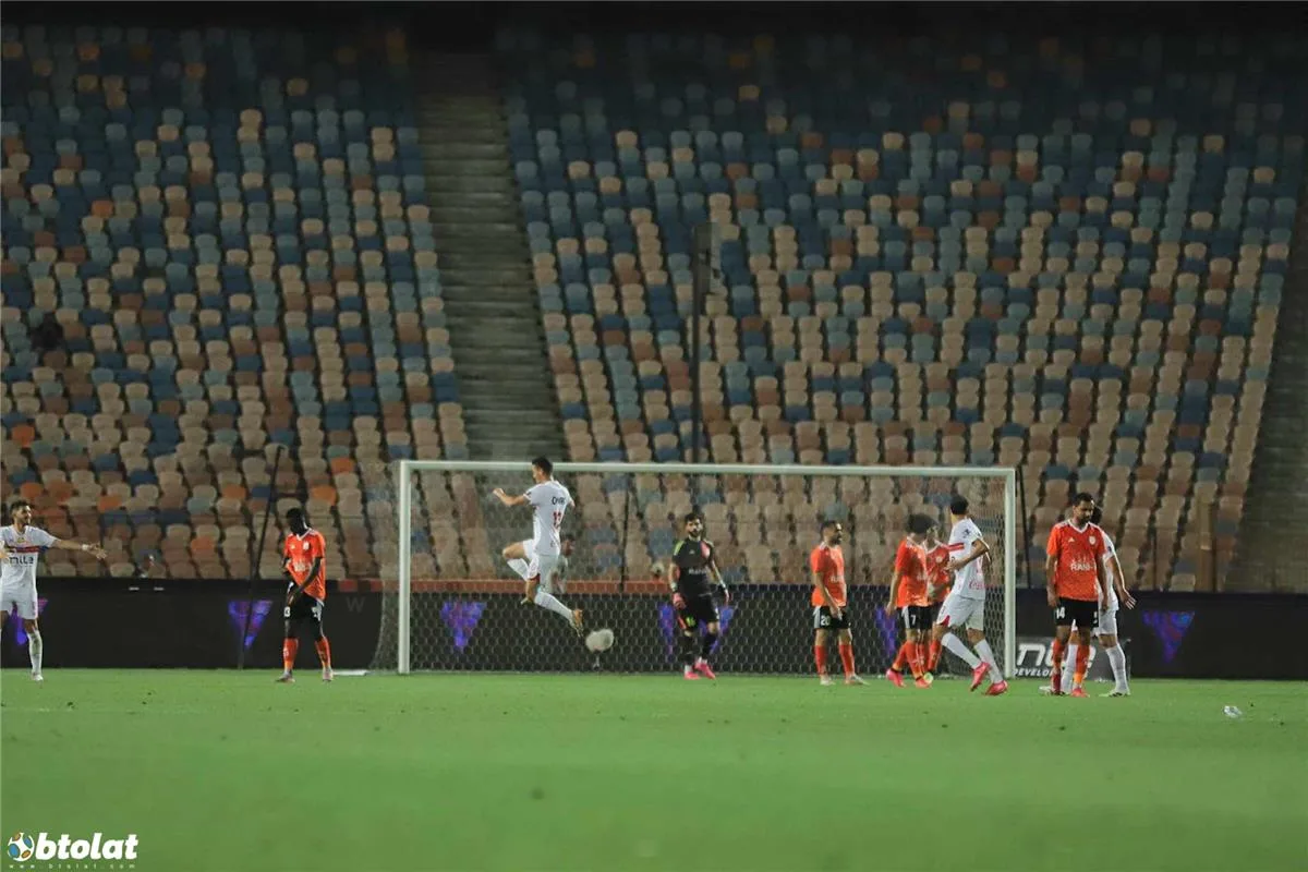فيديو | الزمالك يختتم مشاركته في الدوري المصري بفوز بهدفين على فاركو فيديو | الزمالك يختتم مشاركته في الدوري المصري بفوز بهدفين على فاركو