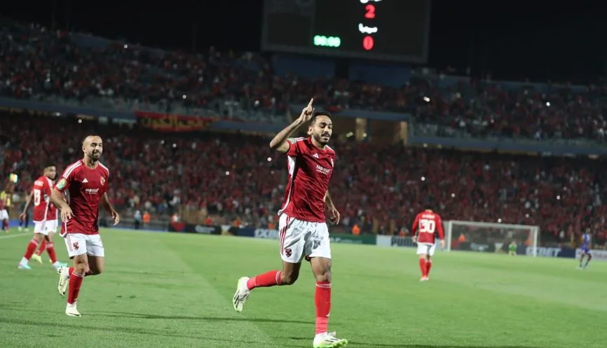 فيديو.. كهربا وربيعة إلى بيراميدز