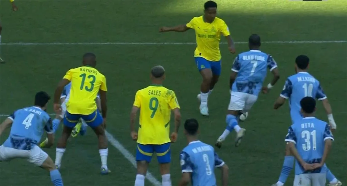 فيديو | لوكاس ريبيرو يحرز الهدف الأول لصن داونز في مواجهة بيراميدز فيديو | لوكاس ريبيرو يحرز الهدف الأول لصن داونز في مواجهة بيراميدز