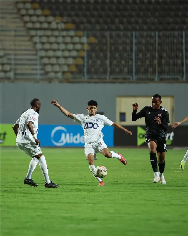 فيديو | مروان حمدي يحقق هدفين لبيراميدز في مواجهة بتروجيت فيديو | مروان حمدي يحقق هدفين لبيراميدز في مواجهة بتروجيت