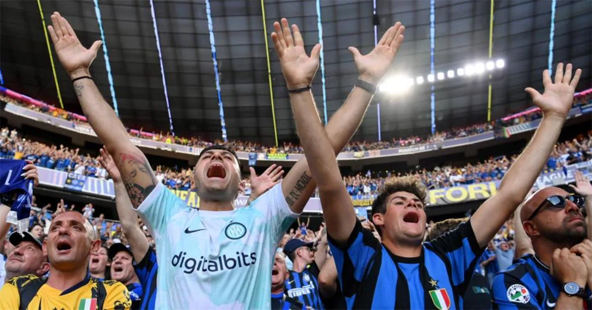 فيديو | مواجهات قوية بين مشجعي باريس سان جيرمان وإنتر ميلان قبل مباراة نهائي دوري أبطال أوروبا فيديو | مواجهات قوية بين مشجعي باريس سان جيرمان وإنتر ميلان قبل مباراة نهائي دوري أبطال أوروبا