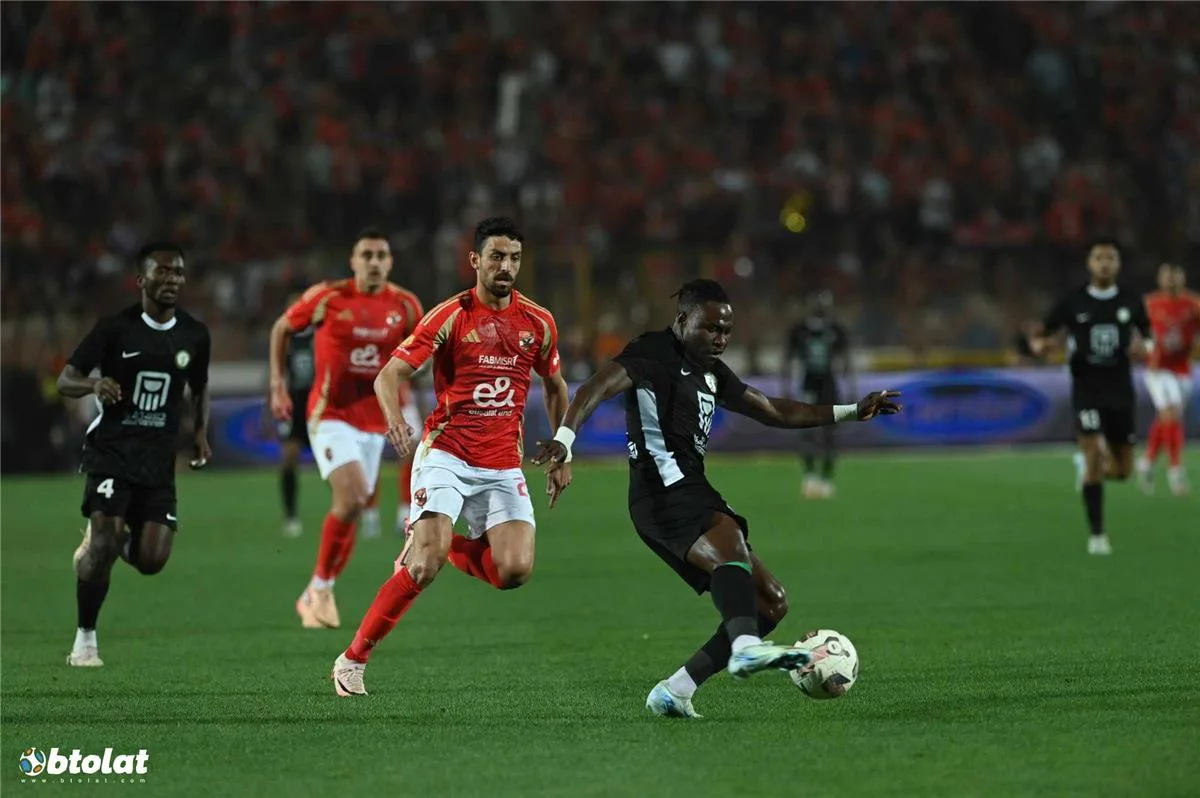 فيديو | وسام أبو علي يضمن انتصار الأهلي على البنك الأهلي في لحظة حاسمة ويستمر في تصدر الدوري بشكل منفرد فيديو | وسام أبو علي يضمن انتصار الأهلي على البنك الأهلي في لحظة حاسمة ويستمر في تصدر الدوري بشكل منفرد