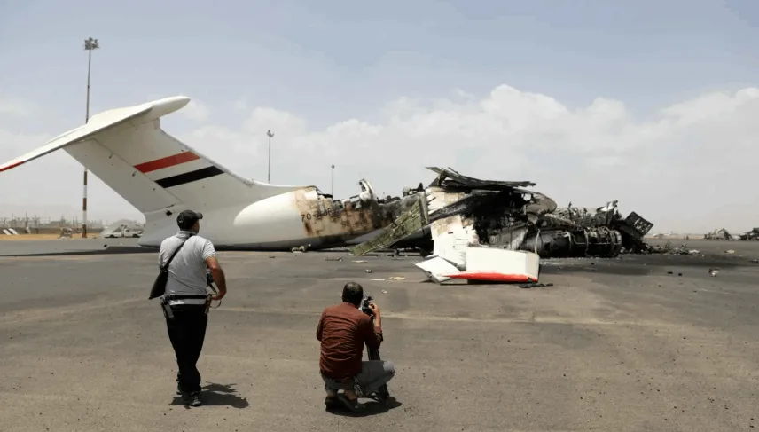 فيديو وصورة: إسرائيل تتخلص من آخر طائرة! فيديو وصورة: إسرائيل تتخلص من آخر طائرة!