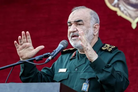 قائد الحرس الثوري يوجه “تحذيرات جدية” بـ”فتح أبواب الجحيم” في حال تعرضت ايران لهجوم أميركي او إسرائيلي