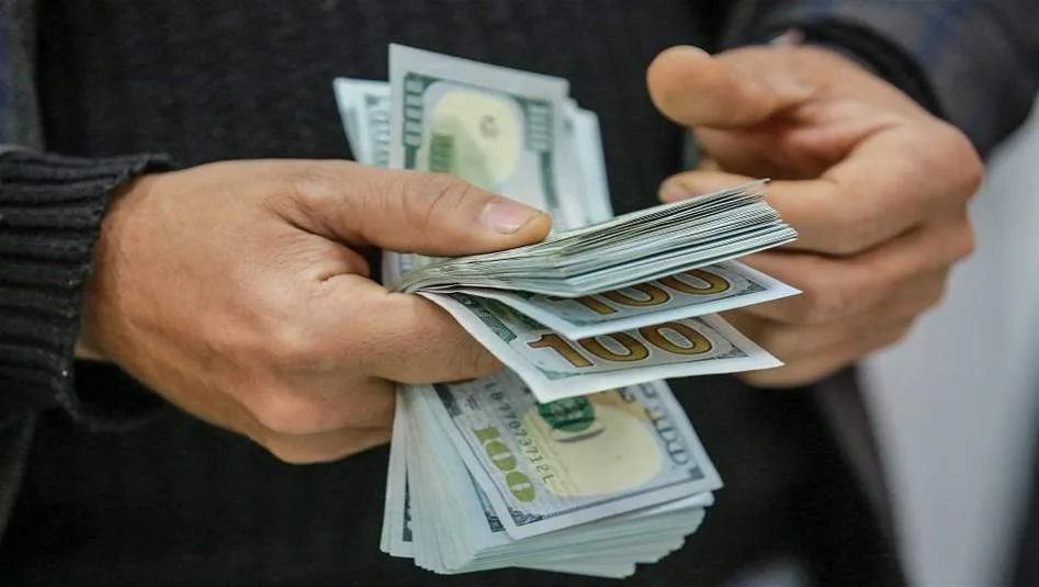 قائمة البنوك والمكاتب المصرح لها ببيع الدولار للحجاج بالسعر الرسمي