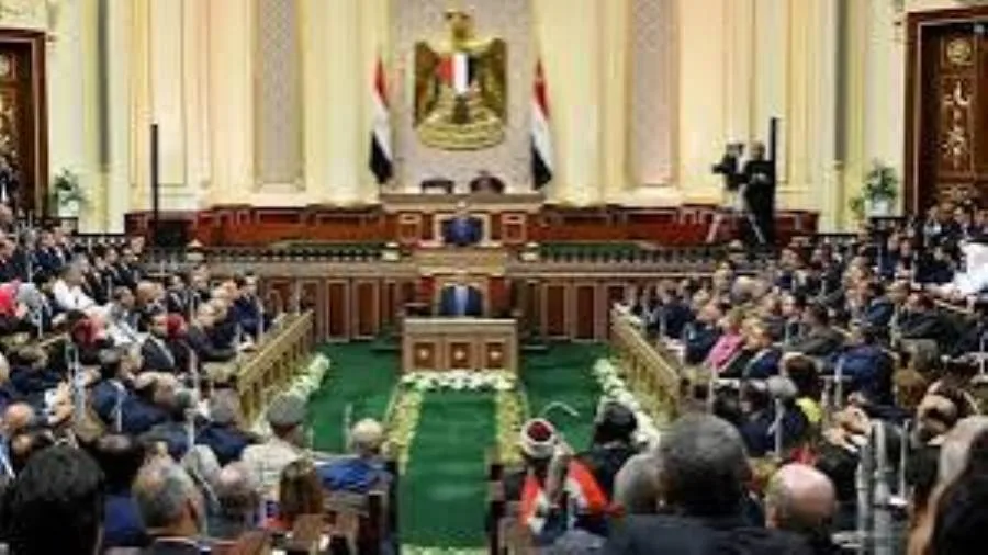 قادة حزبيون: تغييرات قوانين الانتخابات تمهيد لتحديث الإطار التشريعي وزيادة الشفافية قادة حزبيون: تغييرات قوانين الانتخابات تمهيد لتحديث الإطار التشريعي وزيادة الشفافية