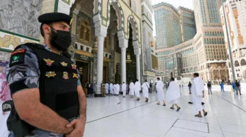 قبض على 6 زوار وحاملي تأشيرات زيارة بسبب انتهاكهم لقرارات الحج