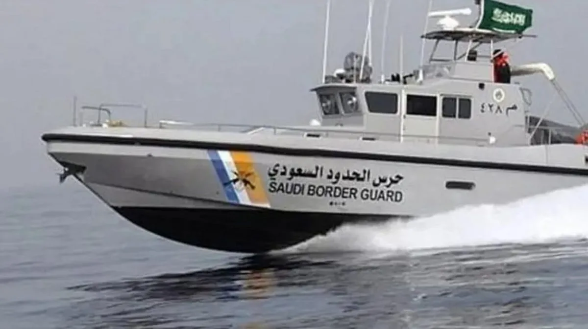قبل الانطلاق في البحر.. حرس الحدود يُحذر من أهمية التحقق من 4 عوامل لضمان جاهزية الوسيلة البحرية قبل الانطلاق في البحر.. حرس الحدود يُحذر من أهمية التحقق من 4 عوامل لضمان جاهزية الوسيلة البحرية