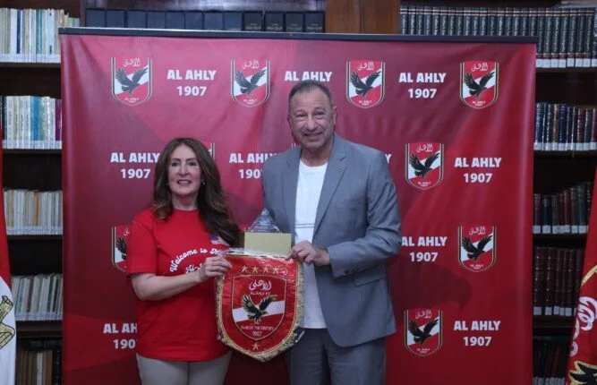 قبل التوجه إلى كأس العالم للأندية.. الأهلي يستضيف السفيرة الأمريكية قبل التوجه إلى كأس العالم للأندية.. الأهلي يستضيف السفيرة الأمريكية