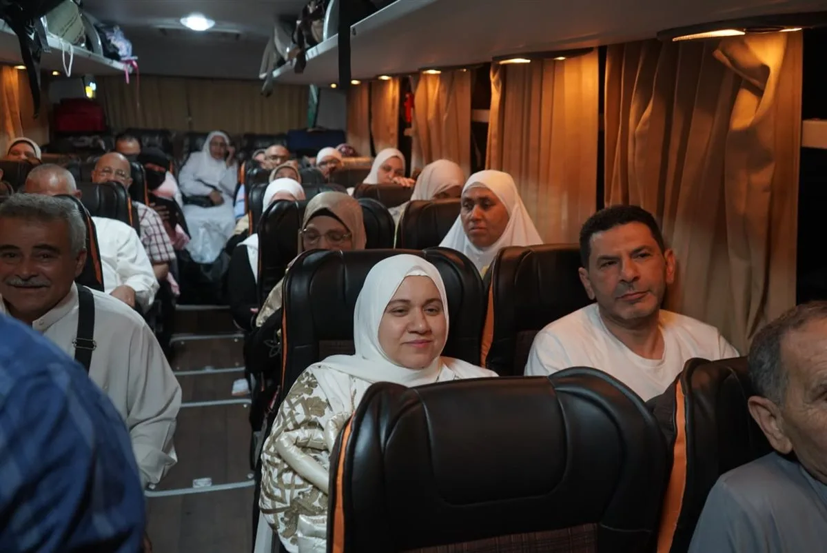 قبل مغادرتهم… محافظ الغربية يودع حجاج الجمعيات الخيرية قبل مغادرتهم… محافظ الغربية يودع حجاج الجمعيات الخيرية