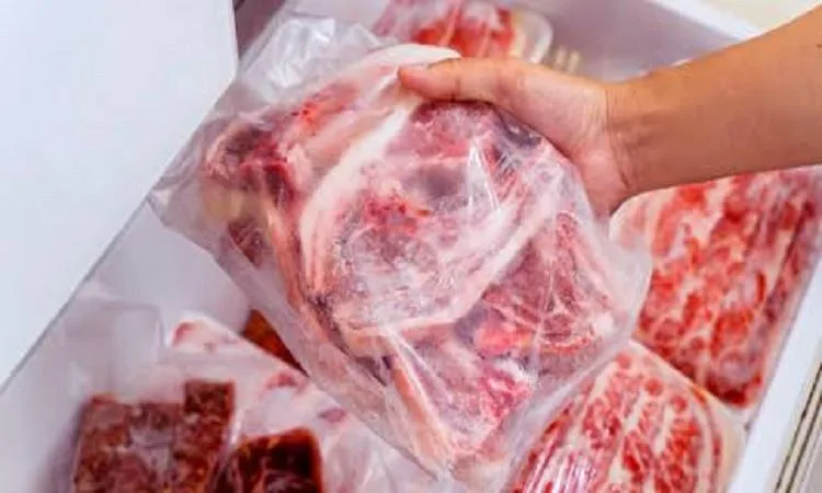 قدمت طلباً لأداء مناسك الحج لكنها وقعت ضحية لعملية احتيال.. هل يُعتبر ذلك حجاً لها؟ قدمت طلباً لأداء مناسك الحج لكنها وقعت ضحية لعملية احتيال.. هل يُعتبر ذلك حجاً لها؟