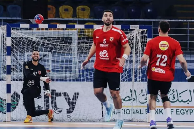 قمة مثيرة.. المباراة النهائية لكأس أفريقيا لكرة اليد بين الأهلي والزمالك قمة مثيرة.. المباراة النهائية لكأس أفريقيا لكرة اليد بين الأهلي والزمالك
