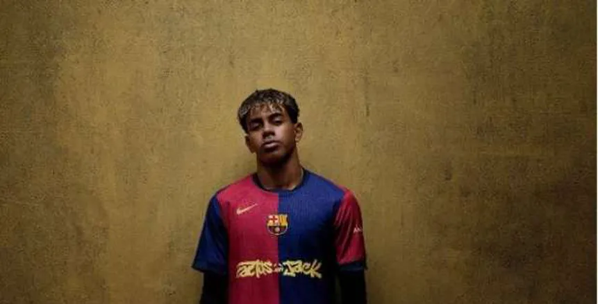قميص خاص لبرشلونة ضد ريال مدريد في الكلاسيكو (صور)