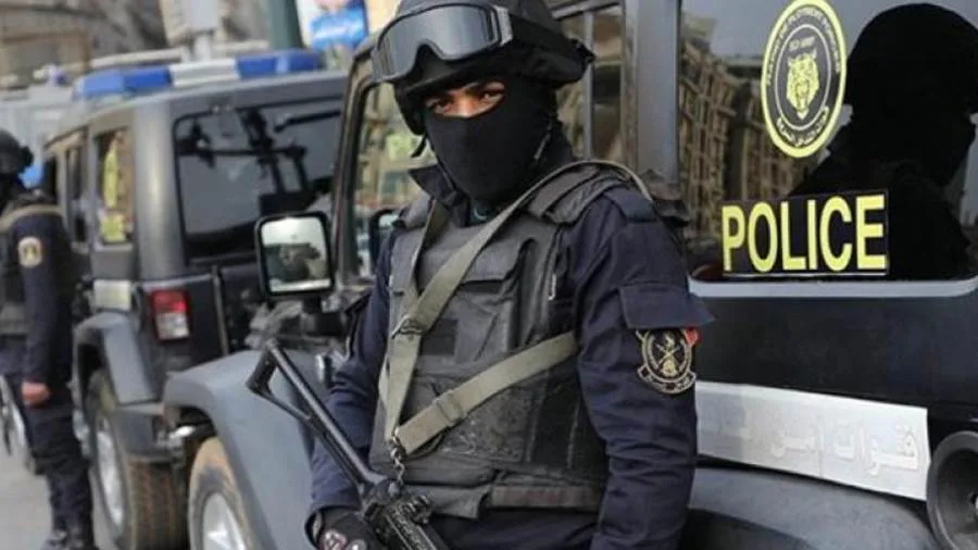 قوات الأمن في القليوبية تنفذ حملات في شبين القناطر وتلقي القبض على 186 قضية تتعلق بالمخدرات والأسلحة النارية قوات الأمن في القليوبية تنفذ حملات في شبين القناطر وتلقي القبض على 186 قضية تتعلق بالمخدرات والأسلحة النارية
