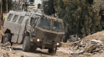 قوات الاحتلال الإسرائيلي ت apprehend 12 فلسطينيًا في الضفة الغربية