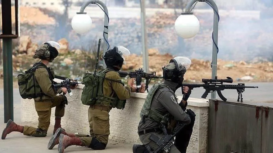 قوات الاحتلال الإسرائيلية تطلق النار على شاب فلسطيني في القدس