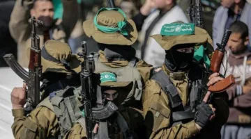 قيادي في “حماس”: مرحلة الصفقات الجزئية أصبحت من الماضي، وإسرائيل غير جادة في المفاوضات، نحتاج إلى ضغط عربي ودولي لإنهاء الحرب.
