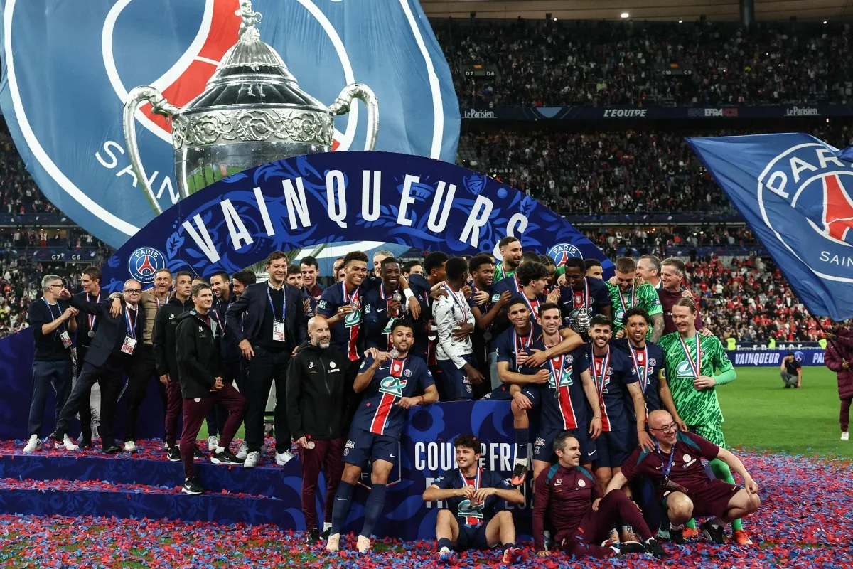 كأس فرنسا: باريس سان جيرمان يحرز البطولة ويحقق الثلاثية في المنافسات المحلية كأس فرنسا: باريس سان جيرمان يحرز البطولة ويحقق الثلاثية في المنافسات المحلية