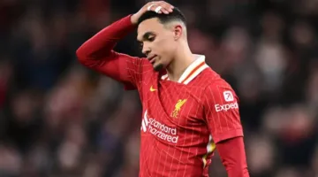 كاراجر: أرنولد فقد الدعم غير المشروط لجماهير ليفربول بعد رحيله