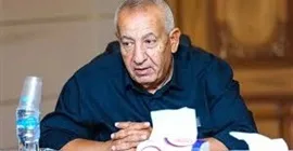 كامل أبو علي يعلن سحب استقالته من رئاسة النادي المصري