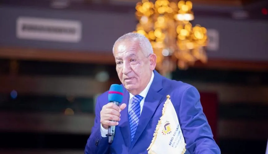 كامل أبوعلي يترك منصب رئاسة النادي المصري كامل أبوعلي يترك منصب رئاسة النادي المصري