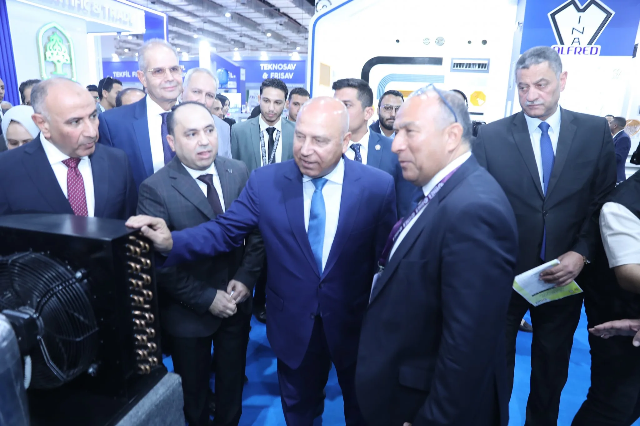 كامل الوزير: مستعدون للتعاون مع القطاع الخاص في تصنيع “التكييف” بالكامل محليًا