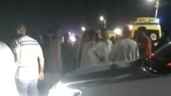 كان في رحلة لعلاج ابنه.. اكتشاف جثمان ضحية انقلاب مركبة في ترعة بالأقصر
