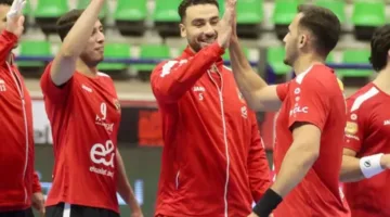 كرة يد: الأهلي يبدأ حملته بفوز كبير على ريد ستار الإيفواري في كأس الكؤوس الأفريقية.