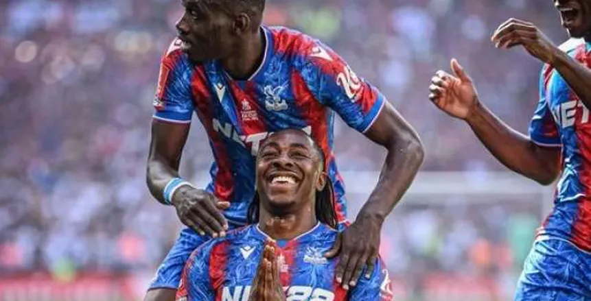كريستال بالاس يتفوق على مانشستر سيتي بهدف في الشوط الأول من نهائي كأس الاتحاد كريستال بالاس يتفوق على مانشستر سيتي بهدف في الشوط الأول من نهائي كأس الاتحاد