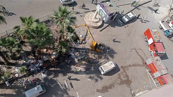 كسر بسبب أعمال حفر.. تسرب غاز من ماسورة رئيسية بشارع فيصل