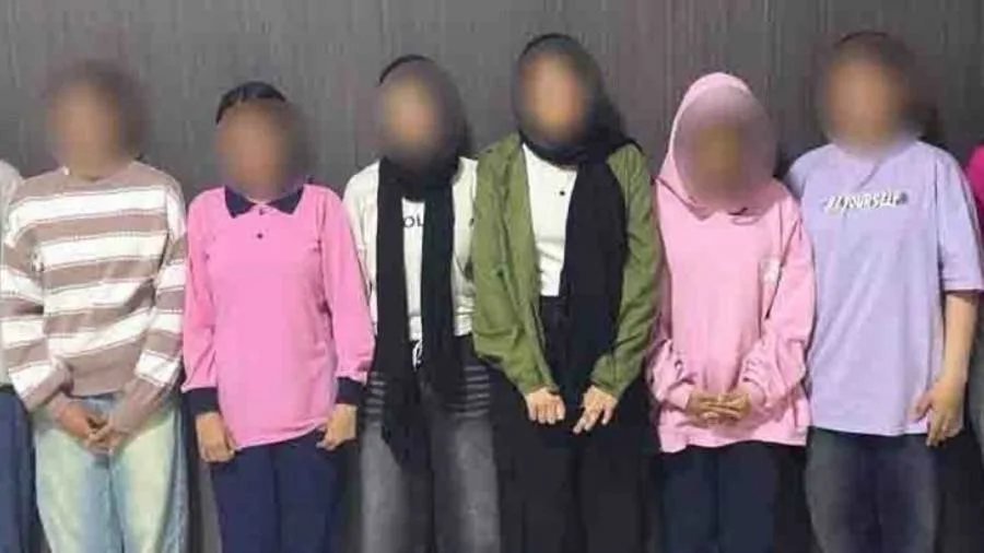 كشف ملابسات تداول مقطع فيديو لبعض الفتيات يتعدين على أخرى بالشرقية