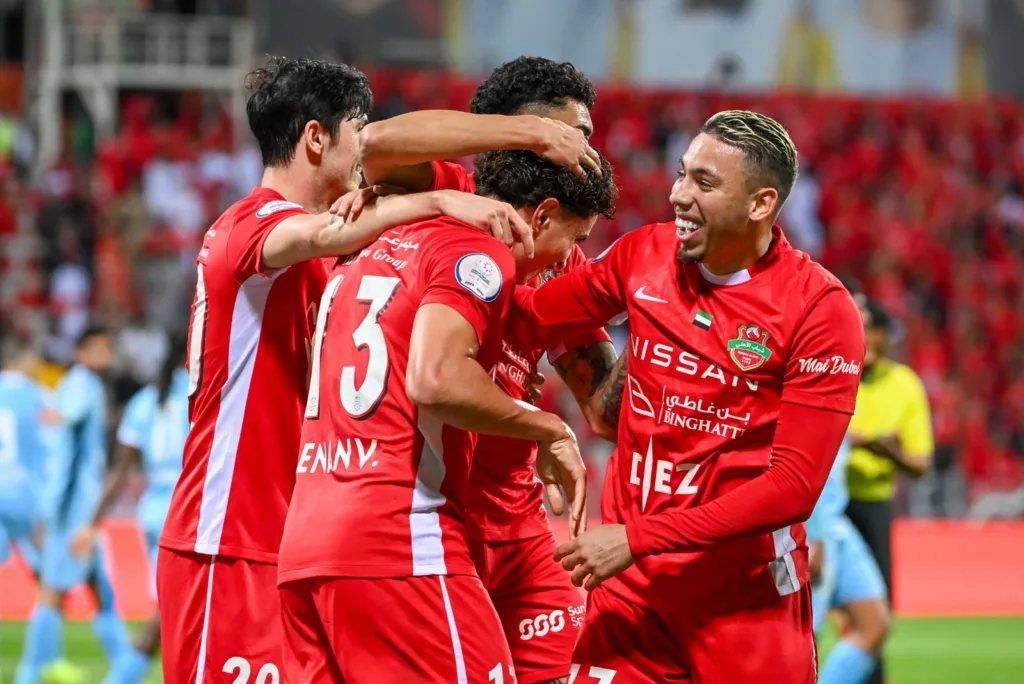 كم يحصد شباب الأهلي بعد التتويج بالدوري الإماراتي للمحترفين؟