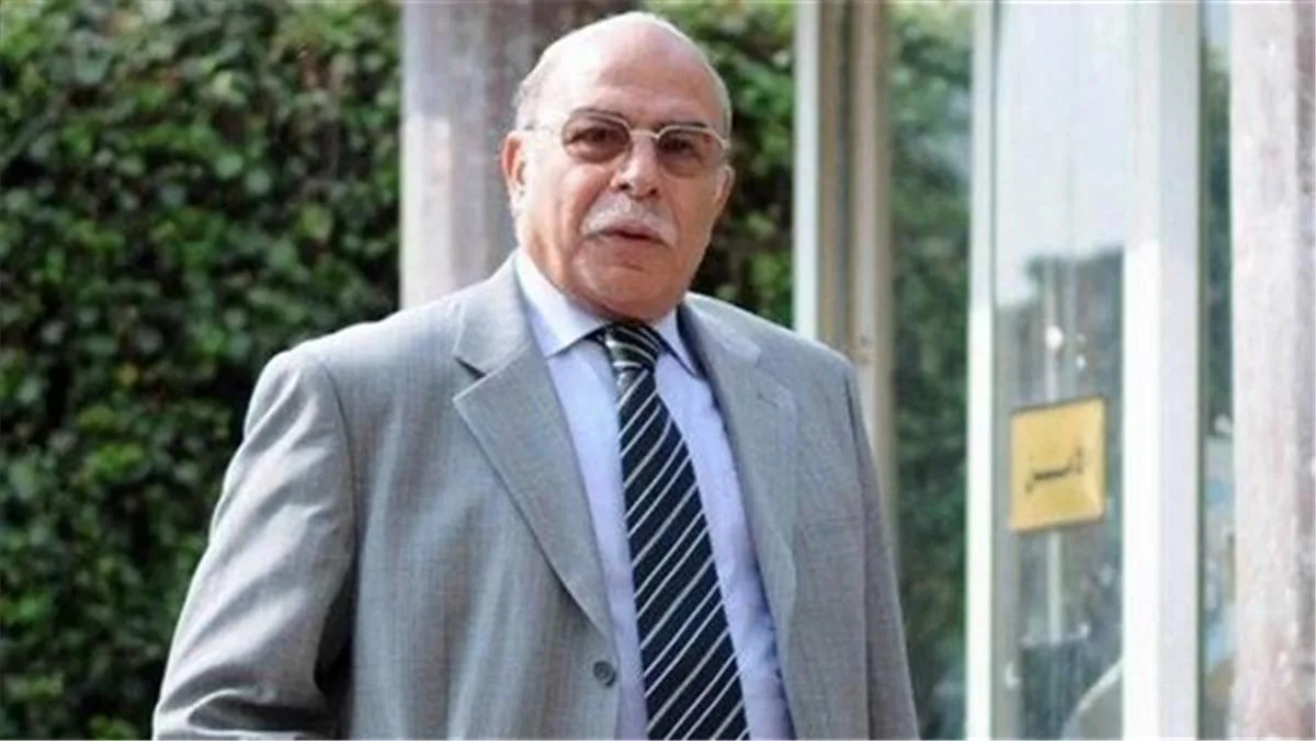 كمال درويش: زيزو من العناصر التي تم استنفادها وكدت أتخلى عنه.. وممدوح عباس لا يتولى إدارة الزمالك. كمال درويش: زيزو من العناصر التي تم استنفادها وكدت أتخلى عنه.. وممدوح عباس لا يتولى إدارة الزمالك.
