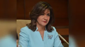 كنت أمًا مجروحة وليست وزيرة”.. نبيلة مكرم تروي تفاصيل “معاناة ابنها رامي