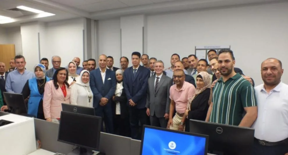 رئيس هيئة الجمارك: نهدف إلى تقليص مدة الإفراج الجمركي إلى يومين بحلول نهاية 2025. رئيس هيئة الجمارك: نهدف إلى تقليص مدة الإفراج الجمركي إلى يومين بحلول نهاية 2025.