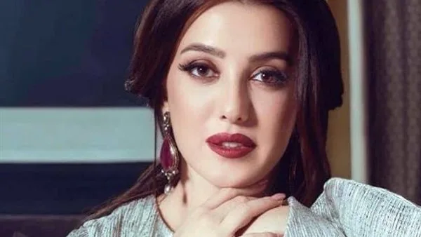 كندة علوش: بعد مسلسل “إخواتي” حاتم صلاح مش بس “كوميديان”.. ده ممثل ثقيل وحقيقي