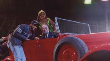 كنوز متحركة عبر الزمن: رحلة سيارات “سيما” تكشف آفاق جديدة في عالم الفن المصري