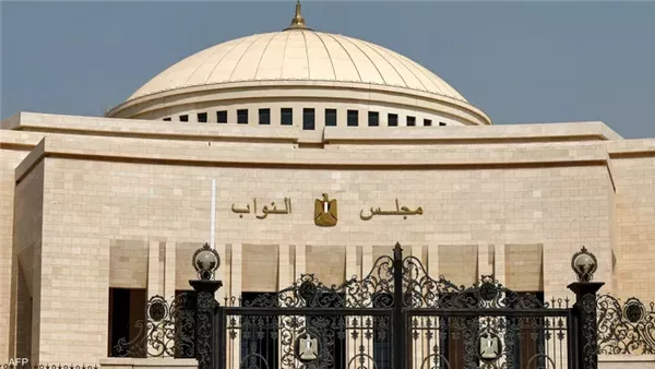 كواليس جلسات البرلمان حول قانون الإيجار القديم: مواقف النواب وحلول الحكومة