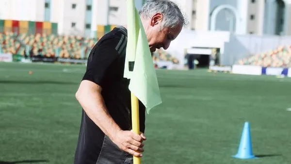 كولر يتلقى عرضا إماراتيا مغريا بعد رحيله عن الأهلي