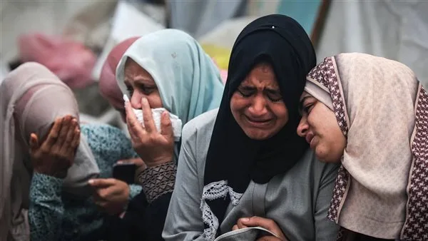 كيف يستخدم الاحتلال المساعدات الإنسانية للضغط على الفلسطينيين للنزوح؟